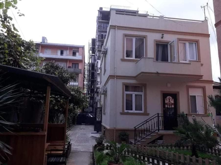Guest House Kldiashvili Batumi Zewnętrze zdjęcie