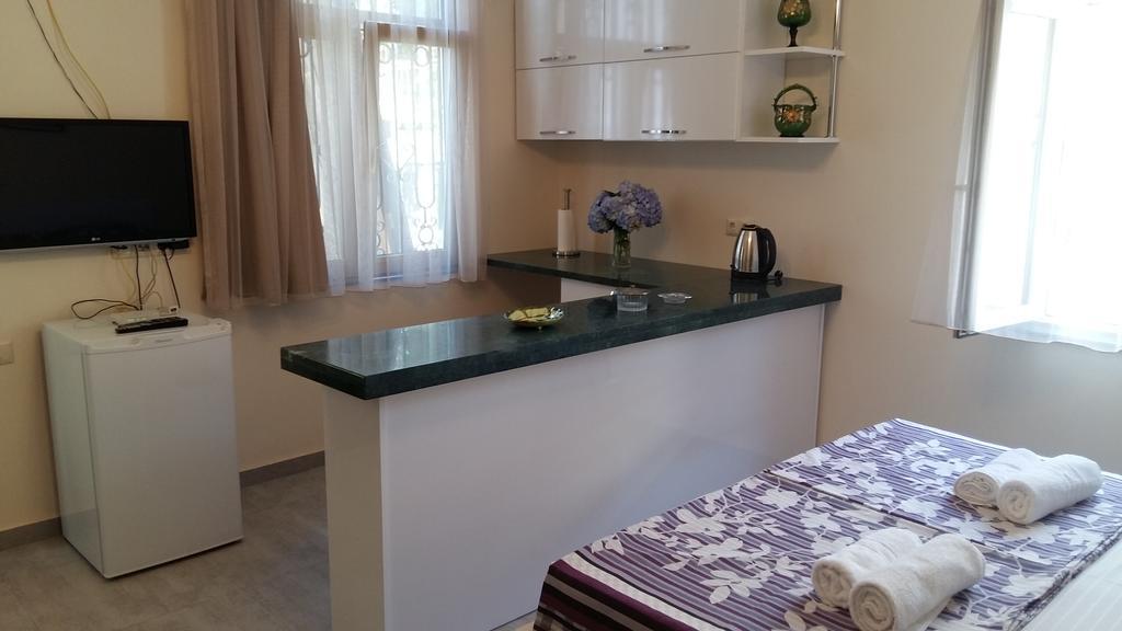 Guest House Kldiashvili Batumi Zewnętrze zdjęcie