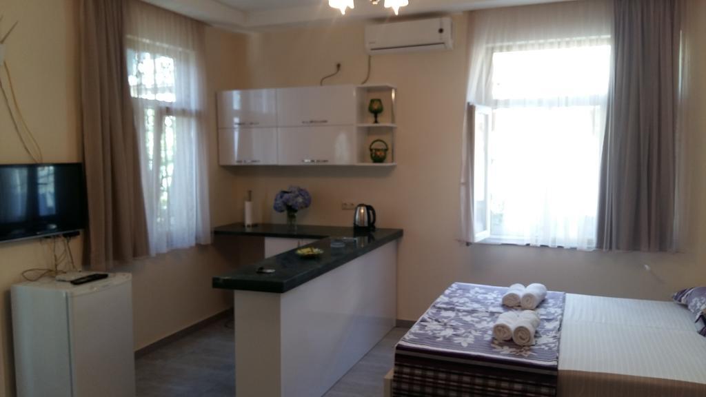 Guest House Kldiashvili Batumi Zewnętrze zdjęcie